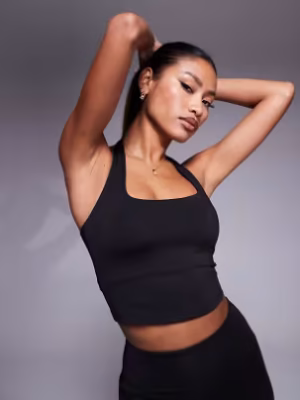 4505 halter neck performance vest with inner bra in black