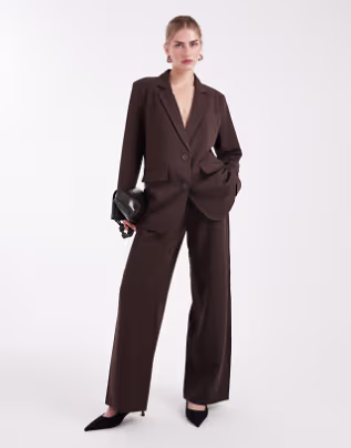 Pieces oversized tailored blaxer and trouser suit co-ord in chocolate brown