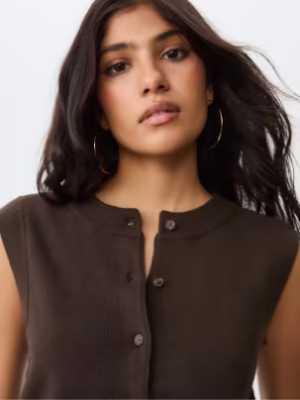 Stradivarius Buttoned knit vest in brown